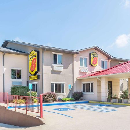 Super 8 By Wyndham Bloomington University Area Esterno foto